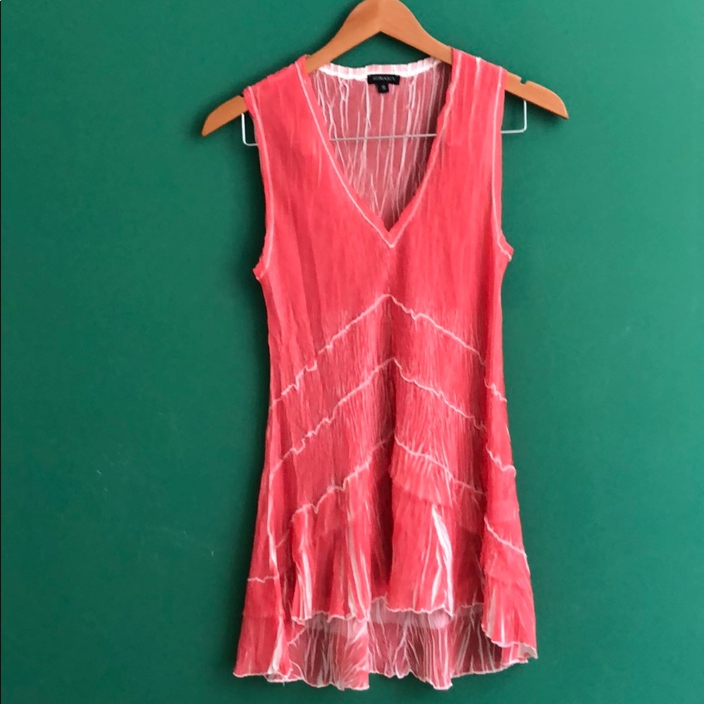 Komarov sleeveless v-Neck top
